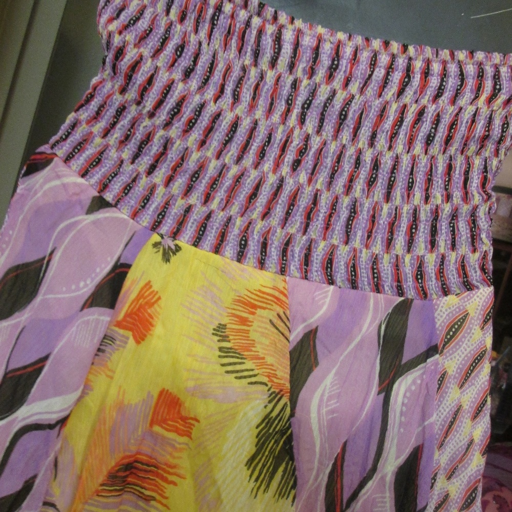 BISOU BISOU HALTER TOP/MINI DRESS. MEDIUM.. - Picture 3 of 5